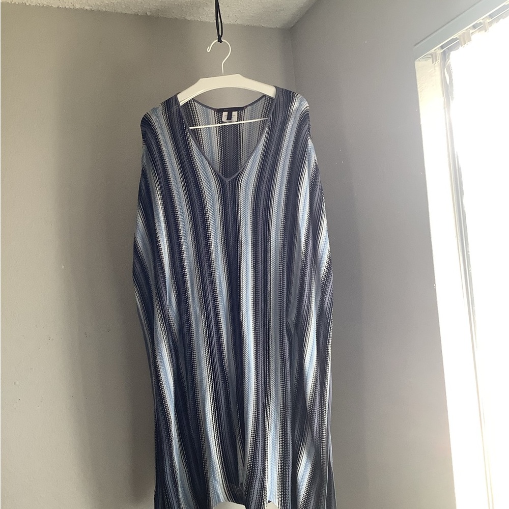 BCBG PONCHO